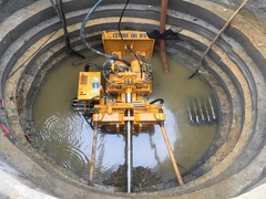 เครื่องเลื่อนท่อขนาดเล็ก